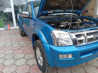 Isuzu D-Max 2004 D MAX 2,5-thumb-2