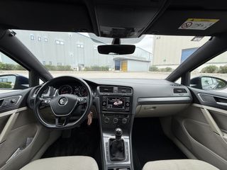 Volkswagen Golf 2017 TSI-thumb-4