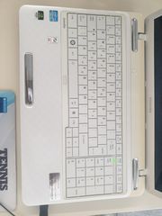Toshiba Satellite L 755-thumb-4