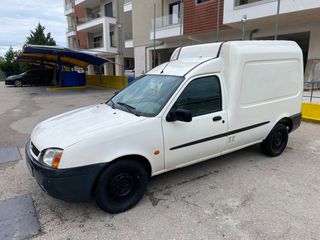 Ford Courier 2000