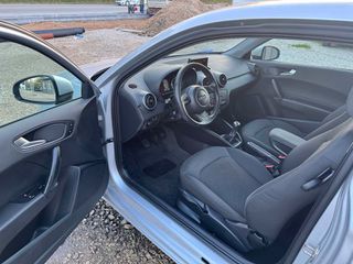 Audi A1 2012-thumb-18