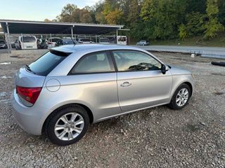 Audi A1 2012-thumb-1