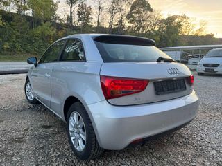 Audi A1 2012-thumb-7