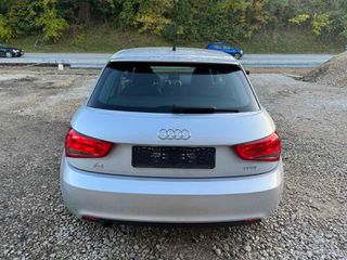 Audi A1 2012-thumb-6