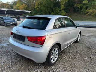Audi A1 2012-thumb-9