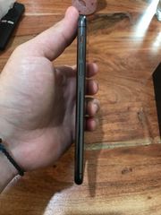 iPhone 11 Pro Max-thumb-4