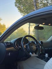 Audi TT 2008-thumb-10