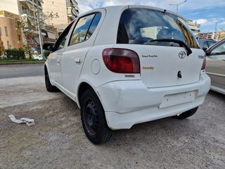 Toyota Yaris 1999 VVT-i-thumb-6