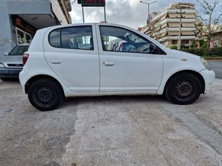 Toyota Yaris 1999 VVT-i-thumb-7