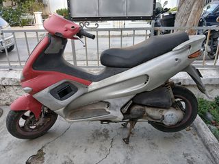 GILERA RUNNER 50 ΓΙΑ ΑΝΤΑΛΑΚΤΙΚΑ ΚΟΜΜΑΤΙ-ΚΟΜΜΑΤΙ