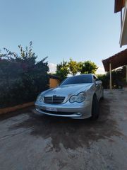 Mercedes-Benz C 200 2005