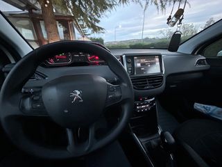 Peugeot 208 2015 ACTIVE PLUS