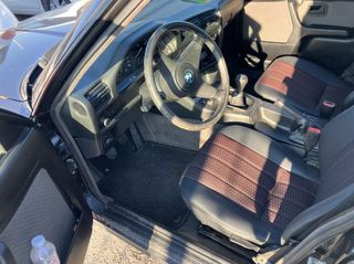 Bmw i3 1987-thumb-4