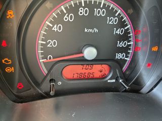 Suzuki Alto 2013-thumb-14
