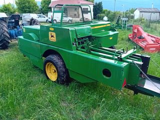 Πρέσες John Deere 1990 342