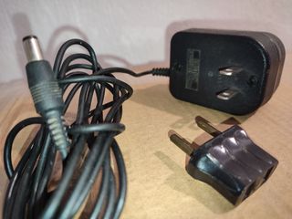 Sanyo vintage adaptor-thumb-1