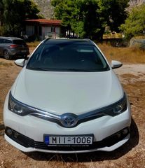 Toyota Auris Touring Sports 2016