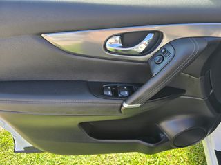 Nissan Qashqai 2017 Tekna Panorama-thumb-35