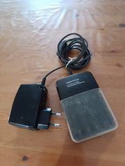 Χαρίζεται φορτιστής 4 επαναφορτιζόμενων μπαταριών μεγέθους ΑΑ χαρίζεται