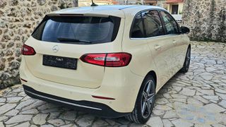 Mercedes-Benz B 180 2020 B180 CDI AMG 18"-thumb-8