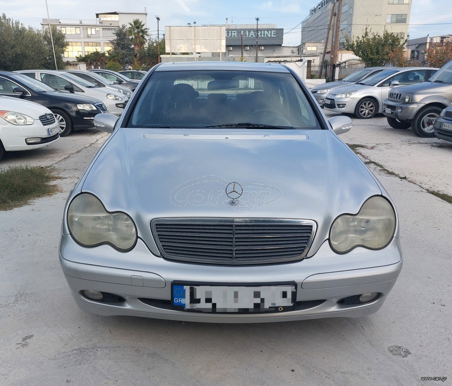 Mercedes-Benz C 180 2004 AUTO AVANTGARDE KOMPRESSOR