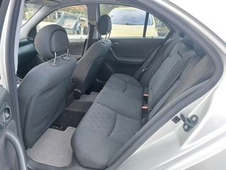 Mercedes-Benz C 180 2004 AUTO AVANTGARDE KOMPRESSOR-thumb-7