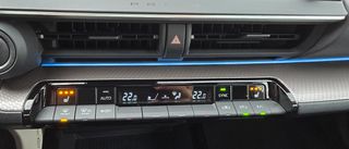 Toyota Prius 2023 2,0/PLUG IN HYBRID/223HP/ΕΓΓΥΗΣΗ-thumb-36