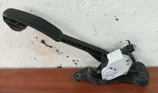 ΠΕΝΤΑΛ ΓΚΑΖΙΟΥ VOLVO XC90 2003-2014   8634697