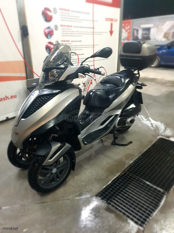 Piaggio MP3 300 LT 2012 MP3 300 LT