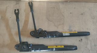 ΠΡΟΕΝΤΑΤΗΡΕΣ ΕΜΠΡΟΣ