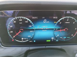 Mercedes-Benz E 220 2023 Avantgarde-thumb-17