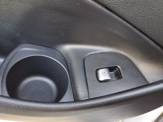 Mercedes-Benz E 220 2023 Avantgarde-thumb-31