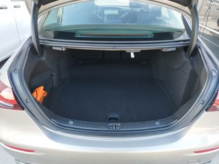 Mercedes-Benz E 220 2023 Avantgarde-thumb-10