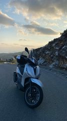 Piaggio Beverly 300i 2023-thumb-4