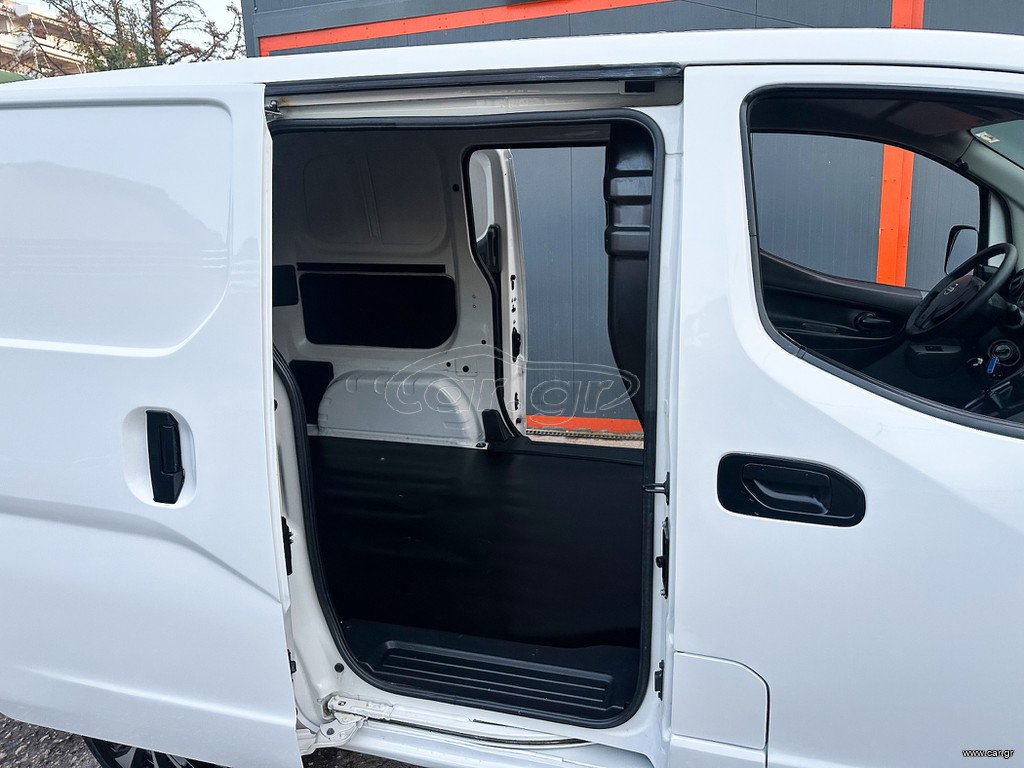 Nissan NV 200 2018 1ο Χέρι,2 Πλαινές πόρτες,Οθόνη Carplay,Βιβλίο,2 Ετη Εγγύηση thumbnail 15