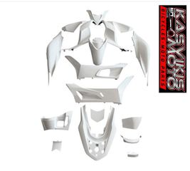 ΚΟΣΤΟΥΜΙ ΣΕΤ ΠΛΑΣΤΙΚΑ ΛΕΥΚΟ HONDA PCX 125-150 2021-2024