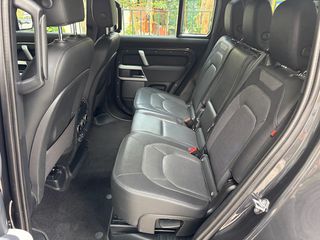 Land Rover Defender 2023 110 P300 SE Επταθέσιο Ελληνικό-thumb-12