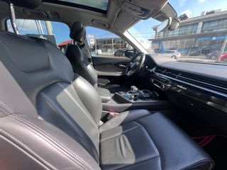 Audi Q7 2016-thumb-18
