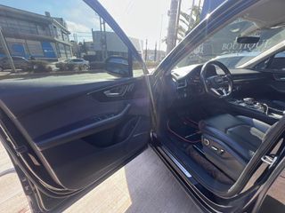 Audi Q7 2016-thumb-12