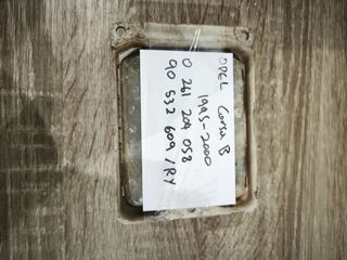 Opel corsa B . 0 261 204 058 (BOSCH) / 90 532 609 (GM OEM) / RY