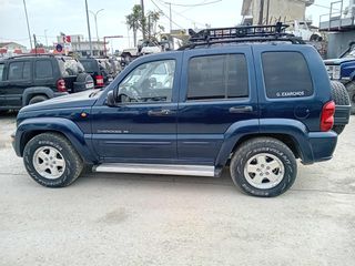 Jeep Cherokee 2004 CRD-thumb-4
