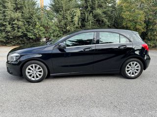 Mercedes-Benz A 180 2013 navi