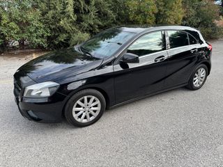 Mercedes-Benz A 180 2013 navi-thumb-1