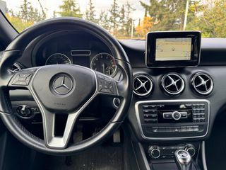 Mercedes-Benz A 180 2013 navi-thumb-9
