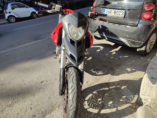 Ducati Hypermotard 796 2010-thumb-5
