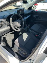 Toyota Yaris 2022 1.0 VVTI-thumb-8
