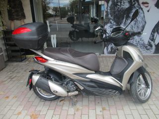 Piaggio Beverly 300i 2022-thumb-5