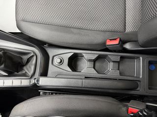 Volkswagen Polo 2018 1.6 TDI-thumb-8