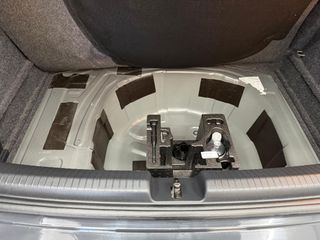 Volkswagen Polo 2018 1.6 TDI-thumb-17