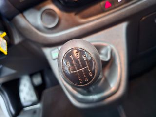 Κλούβα Opel 2020 Vivaro-thumb-18